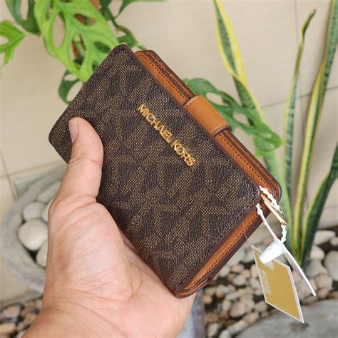 replica womans michael kors wallet|michael kors bifold wallet women's.